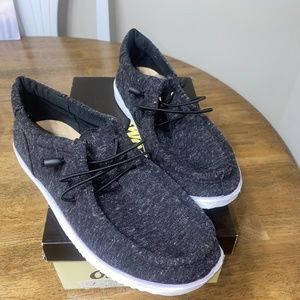 ‼️SOLD‼️ “Hey Dude” Look Alike Shoes